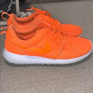 Nike sneakers (roches)